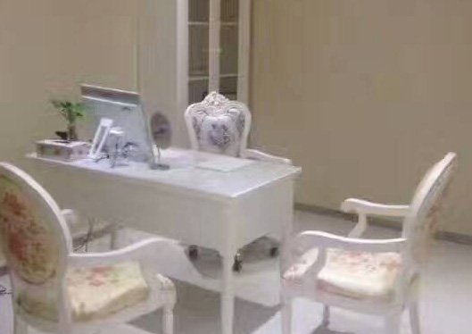 濟南鵬愛美容整形醫(yī)院咨詢室