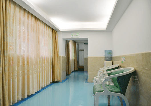 潮州博蘭雅手術室門口走廊