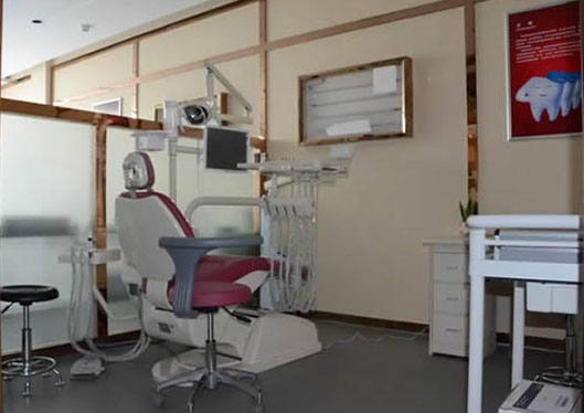洛陽九龍口腔門診部治療室
