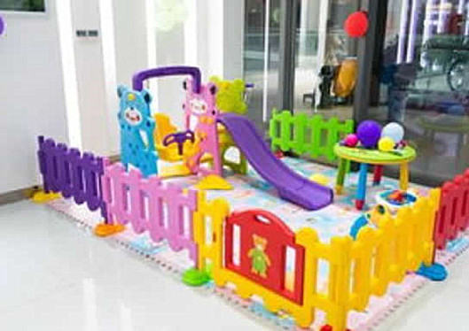 廊坊鵬飛口腔診所兒童娛樂(lè)室