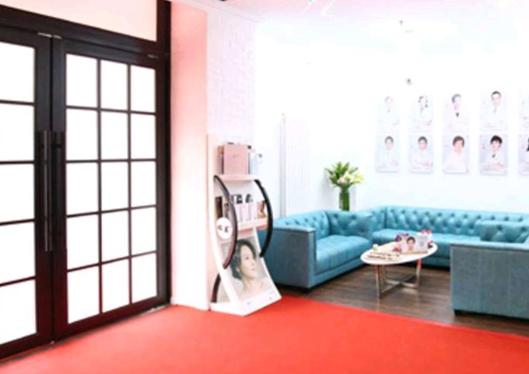 三亞三仁醫(yī)療美容門診部大廳