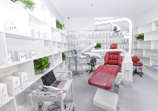 寧波德中口腔門診部治療室