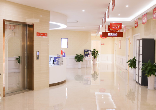 常州博仕醫(yī)療美容醫(yī)院走廊