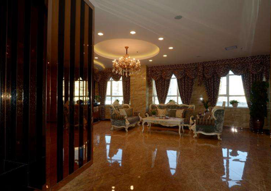 烏魯木齊馬龍醫(yī)療美容門診部大廳