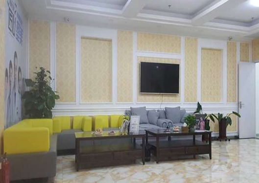 醫(yī)院休息區(qū)