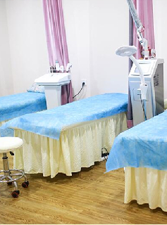 成都武侯雍和華仁美容醫(yī)院美容皮膚診療室