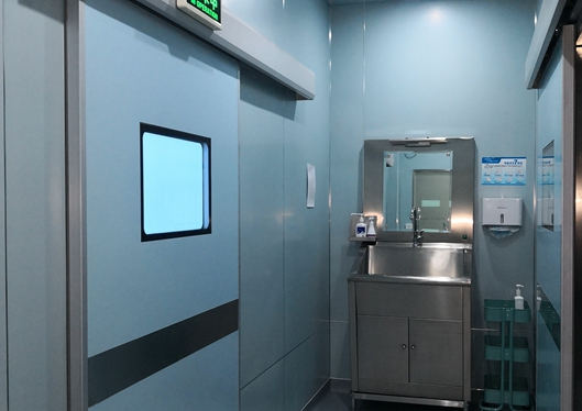 天津艾琳格醫(yī)療美容診所手術(shù)室1