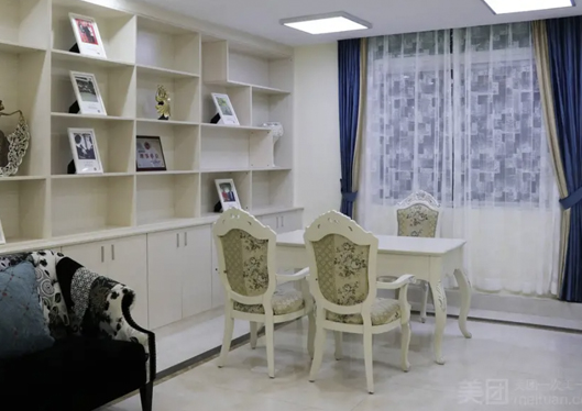 惠州瑞芙臣整形醫(yī)院咨詢室