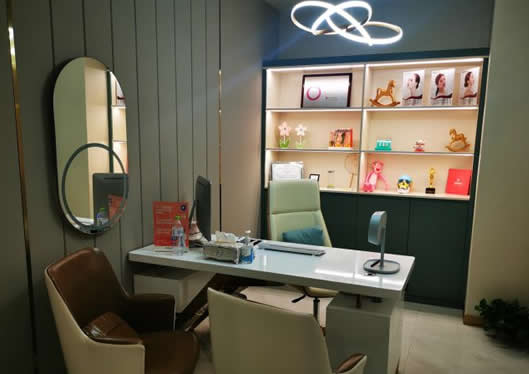 醫(yī)生面診辦公室