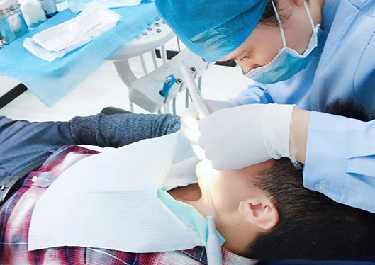 廈門峰煜口腔手術(shù)