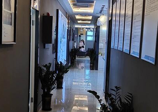 長沙卓而美醫(yī)療美容醫(yī)院走廊